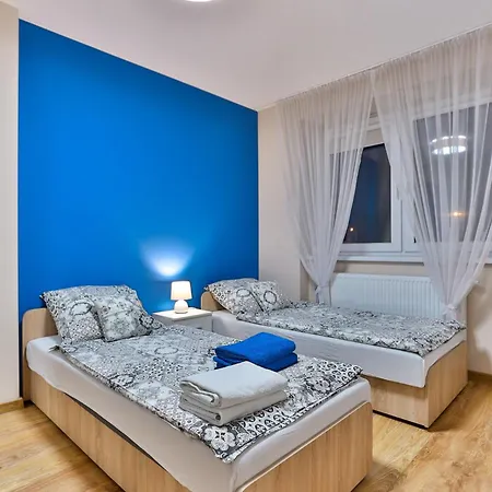 Kombi Apartmán *
